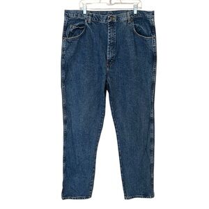 Wrangler Rugged Wear Jeans Men’s 42x34 Regular Fit Medium Wash Cowboy